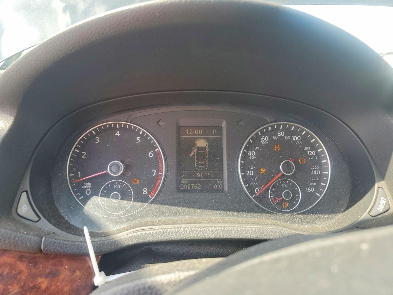 2012 VOLKSWAGEN PASSAT SEL photo 25