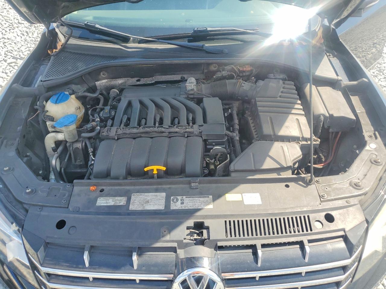 2012 VOLKSWAGEN PASSAT SEL photo 31