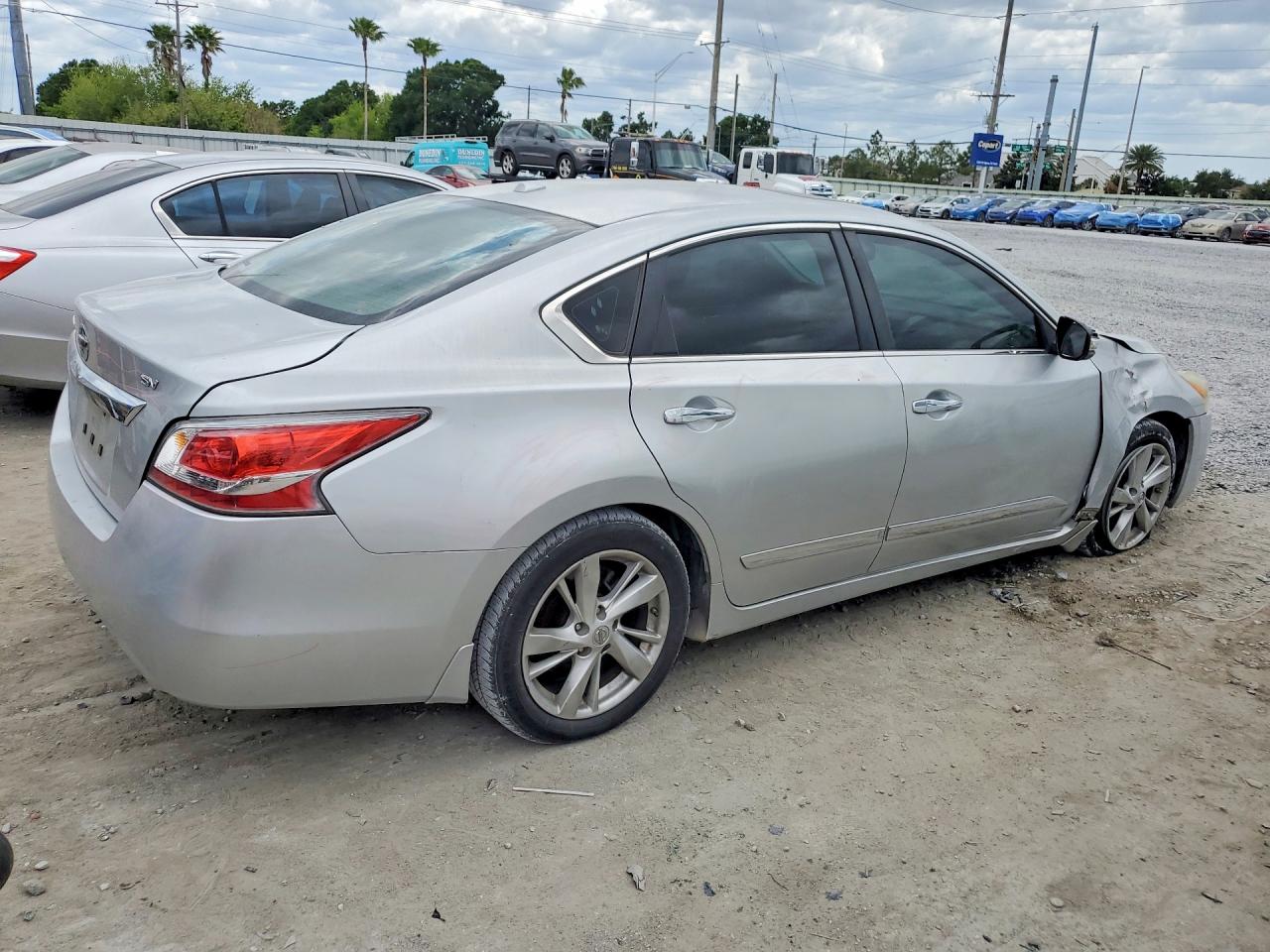 2015 NISSAN ALTIMA 2.5 SV photo 5