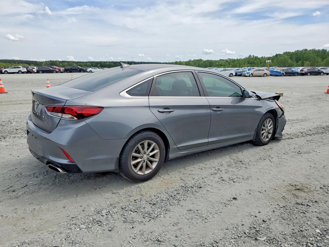2018 HYUNDAI SONATA SE photo 7