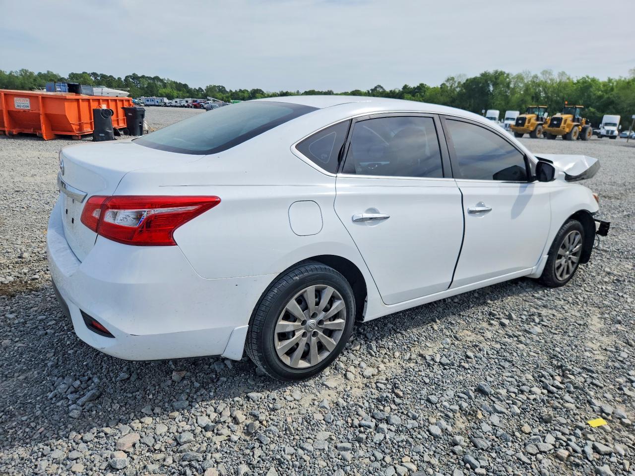 2018 NISSAN SENTRA S photo 5