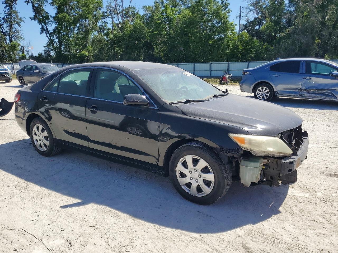 2010 TOYOTA CAMRY LE photo 10