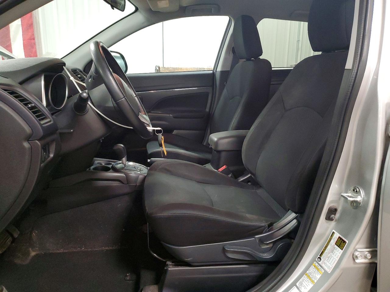 2015 MITSUBISHI OUTLANDER SPORT ES photo 13