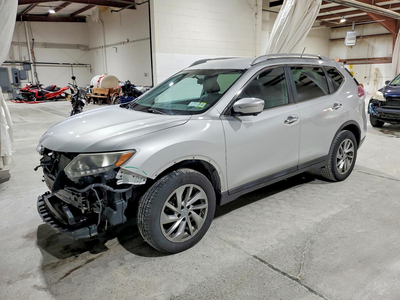 2014 NISSAN ROGUE