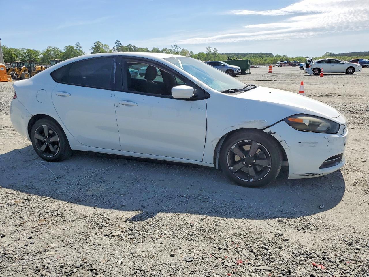 2015 DODGE DART SXT photo 7