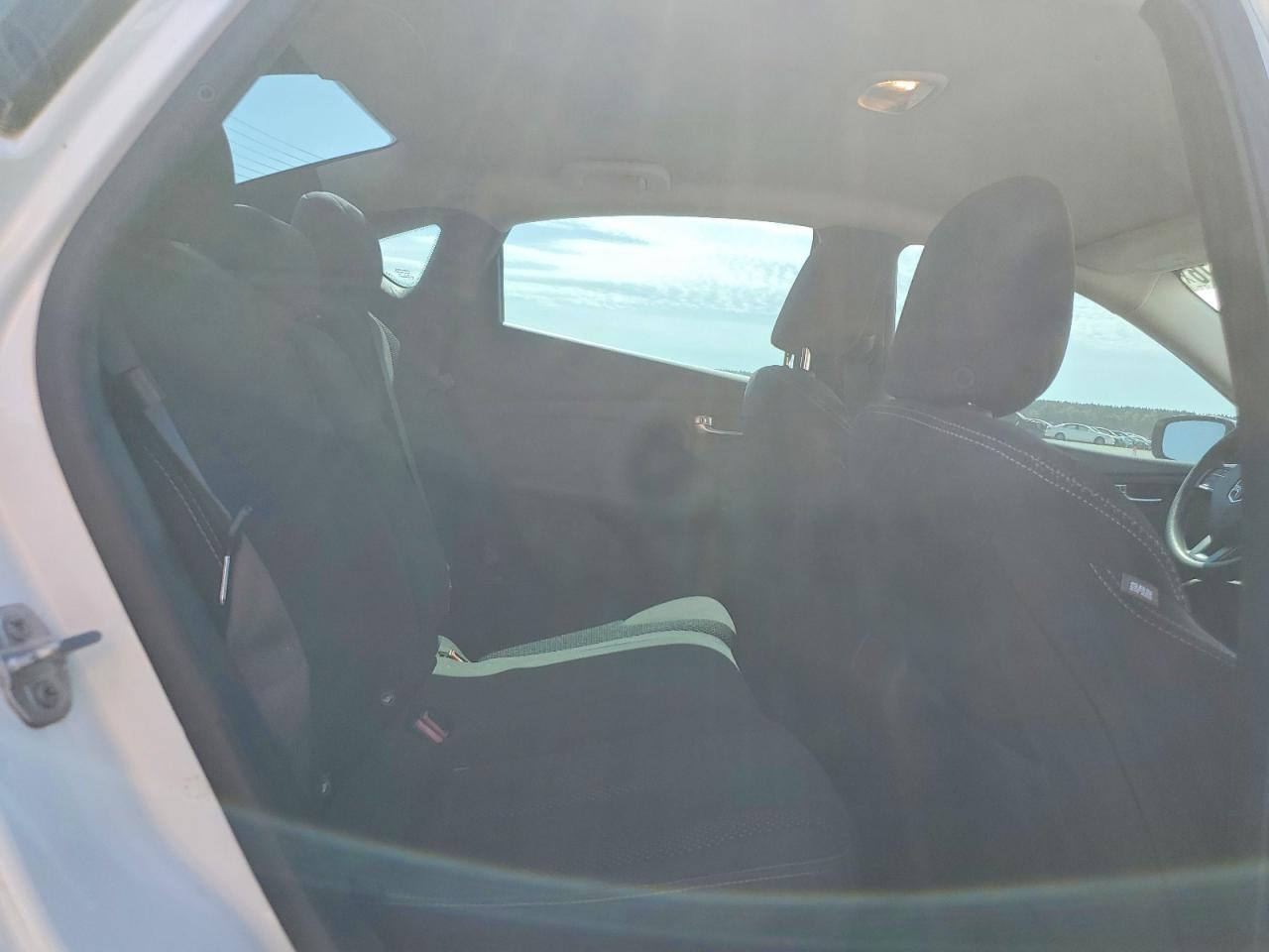 2015 DODGE DART SXT photo 19