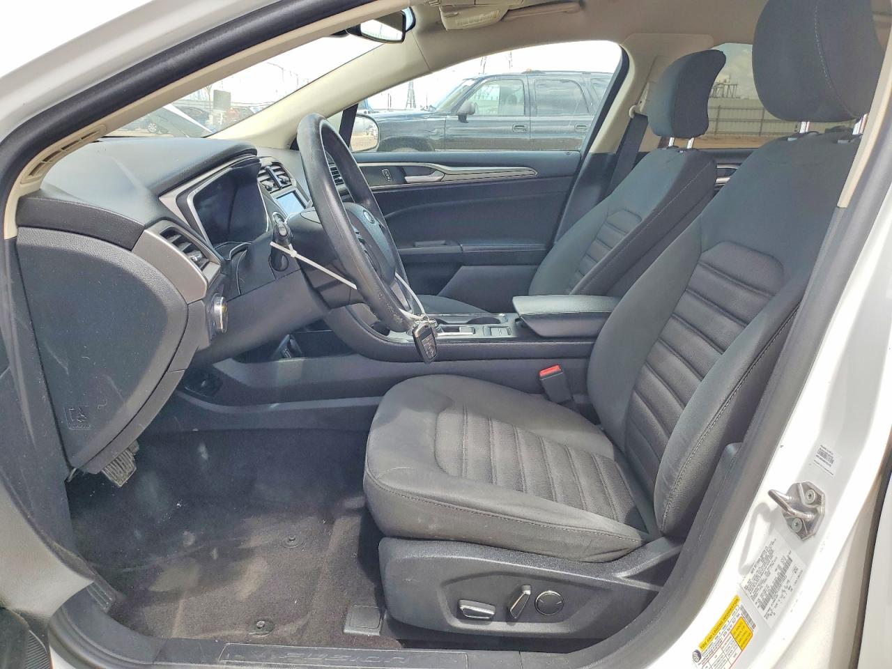2019 FORD FUSION SE photo 19