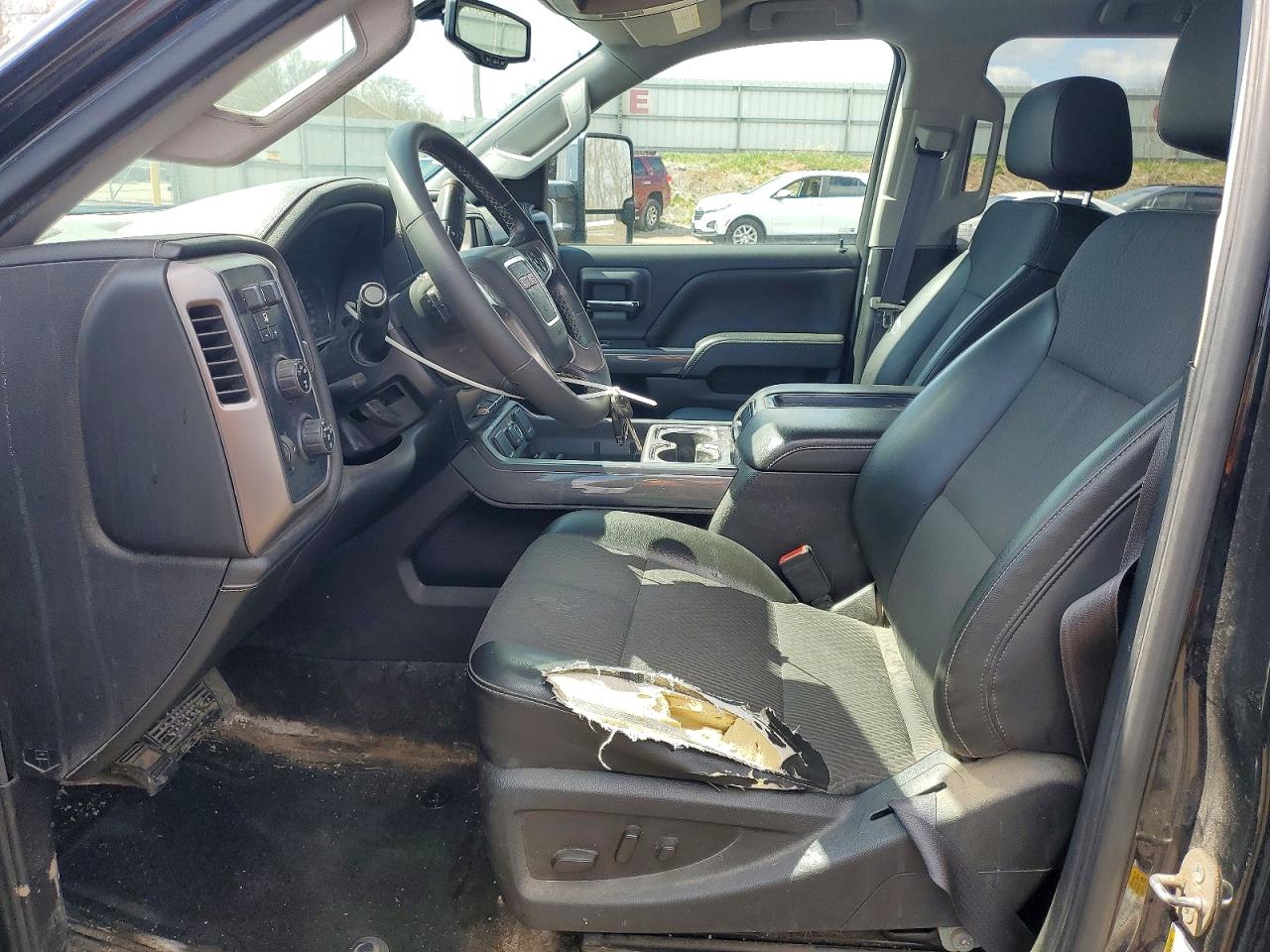 2015 GMC SIERRA K2500 SLE photo 13