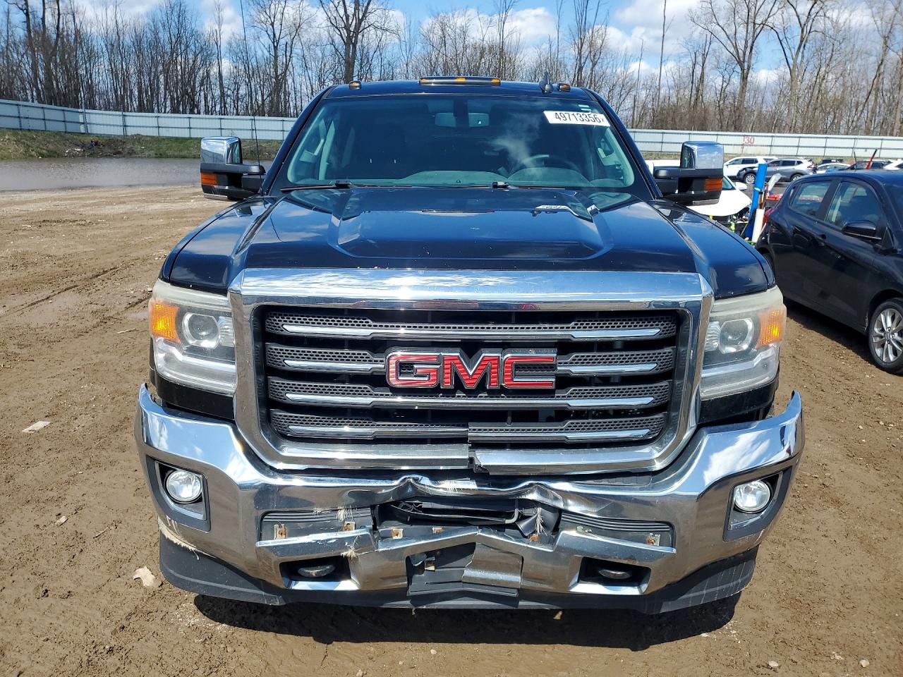 2015 GMC SIERRA K2500 SLE photo 9