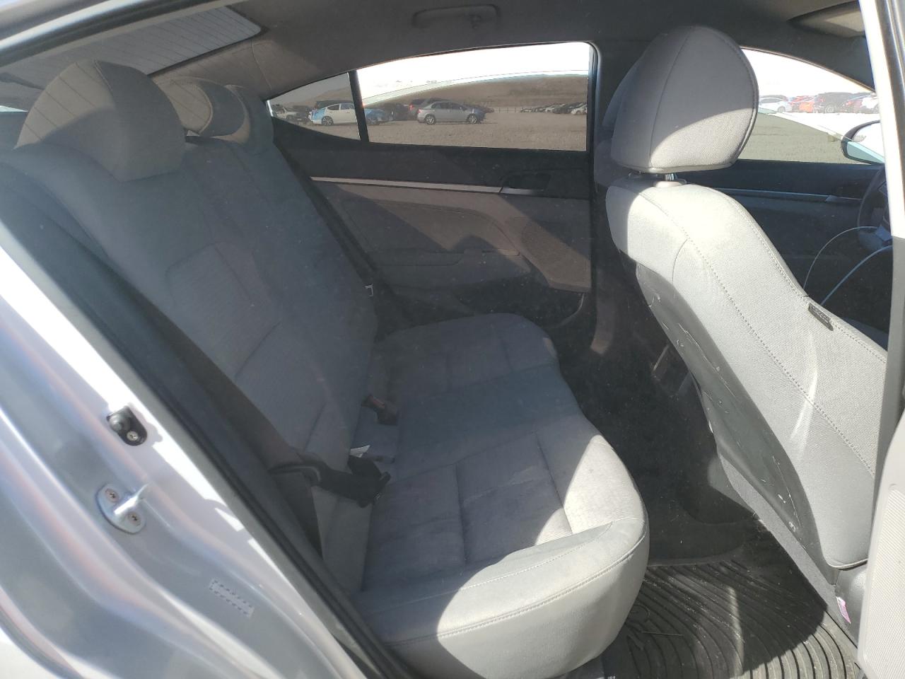 2017 HYUNDAI ELANTRA SE photo 19
