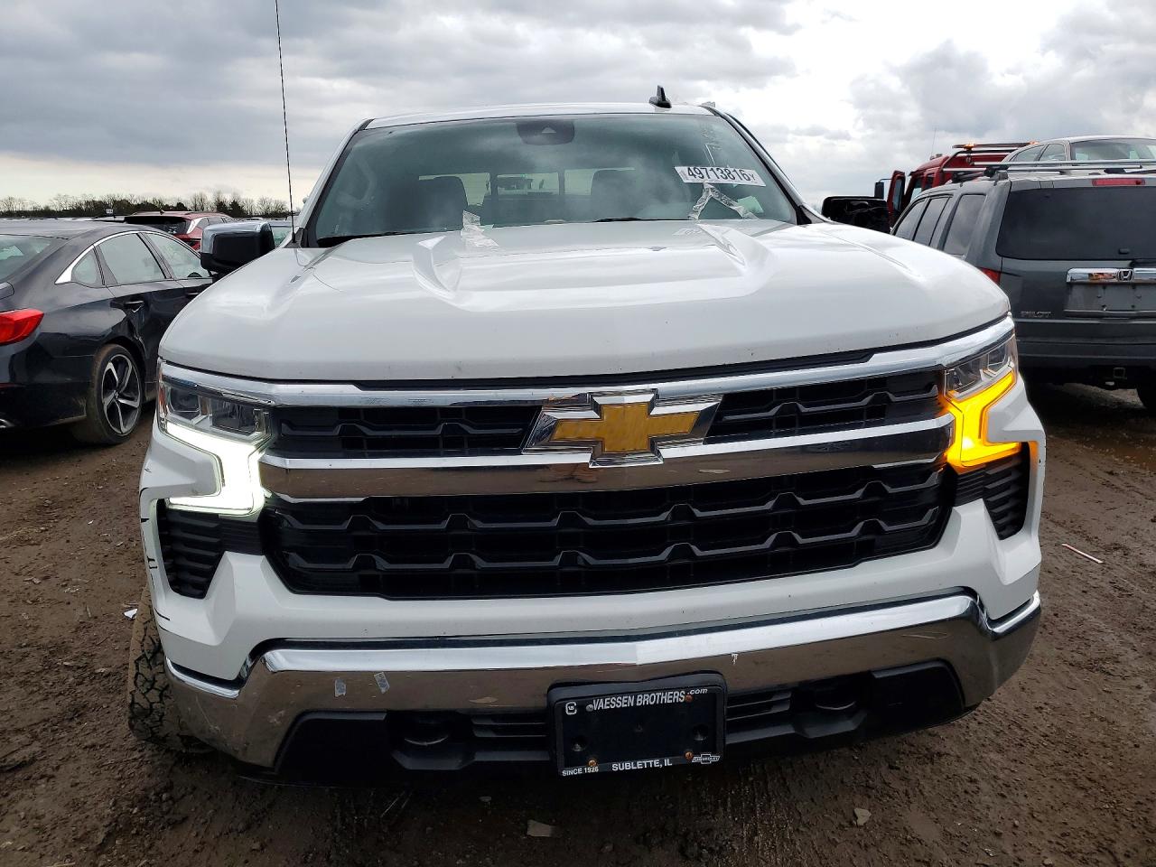2023 CHEVROLET SILVERADO K1500 LT photo 9