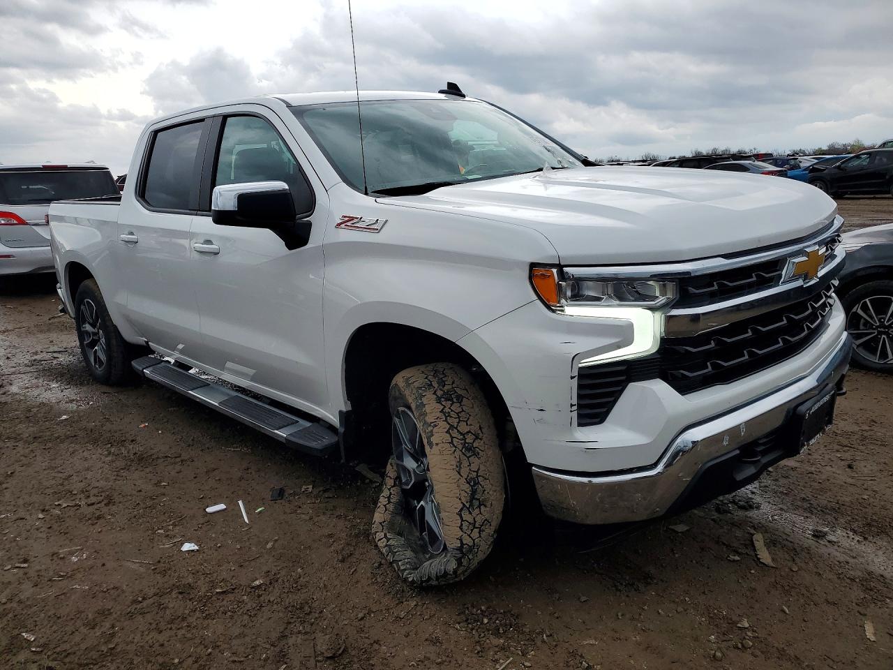 2023 CHEVROLET SILVERADO K1500 LT photo 7