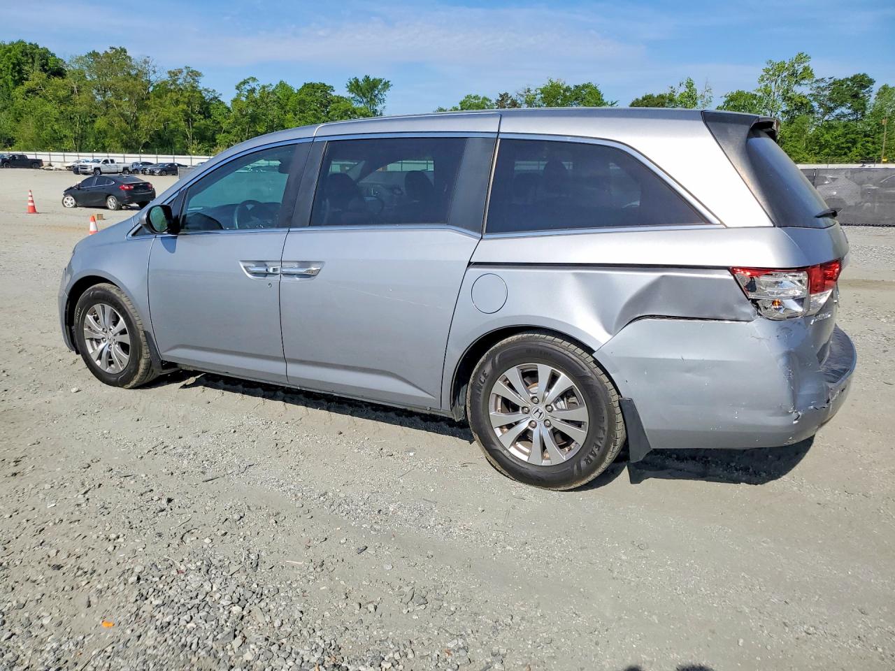 2016 HONDA ODYSSEY EXL photo 3