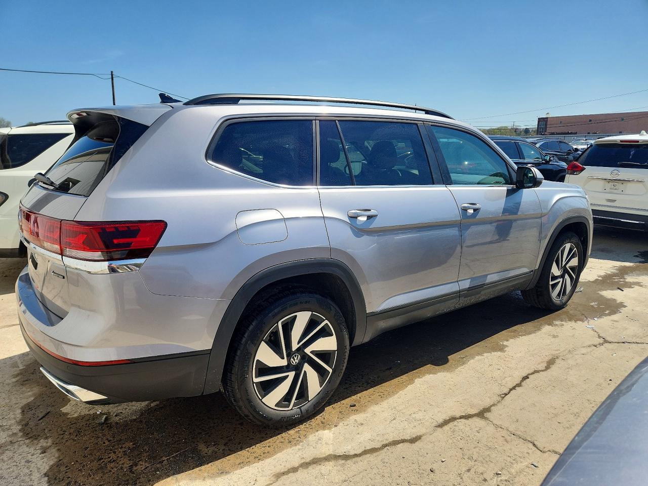 2024 VOLKSWAGEN ATLAS SE photo 7