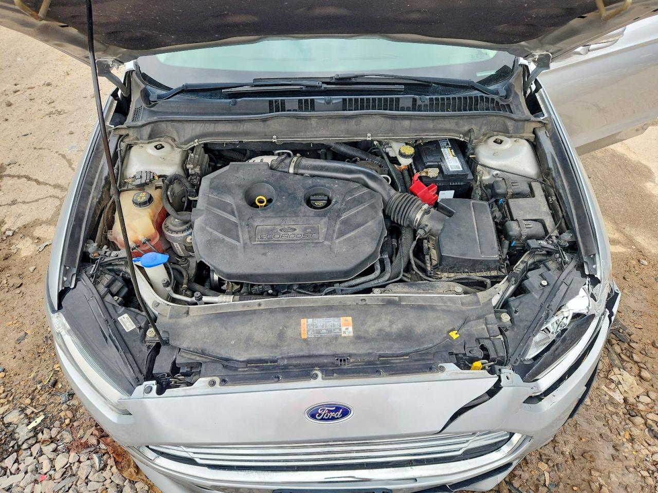 2014 FORD FUSION SE photo 31