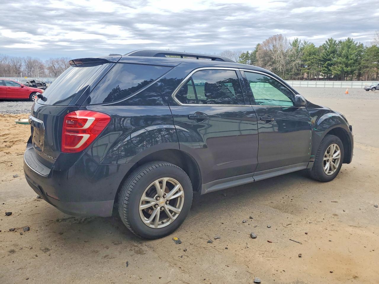 2016 CHEVROLET EQUINOX LT photo 3