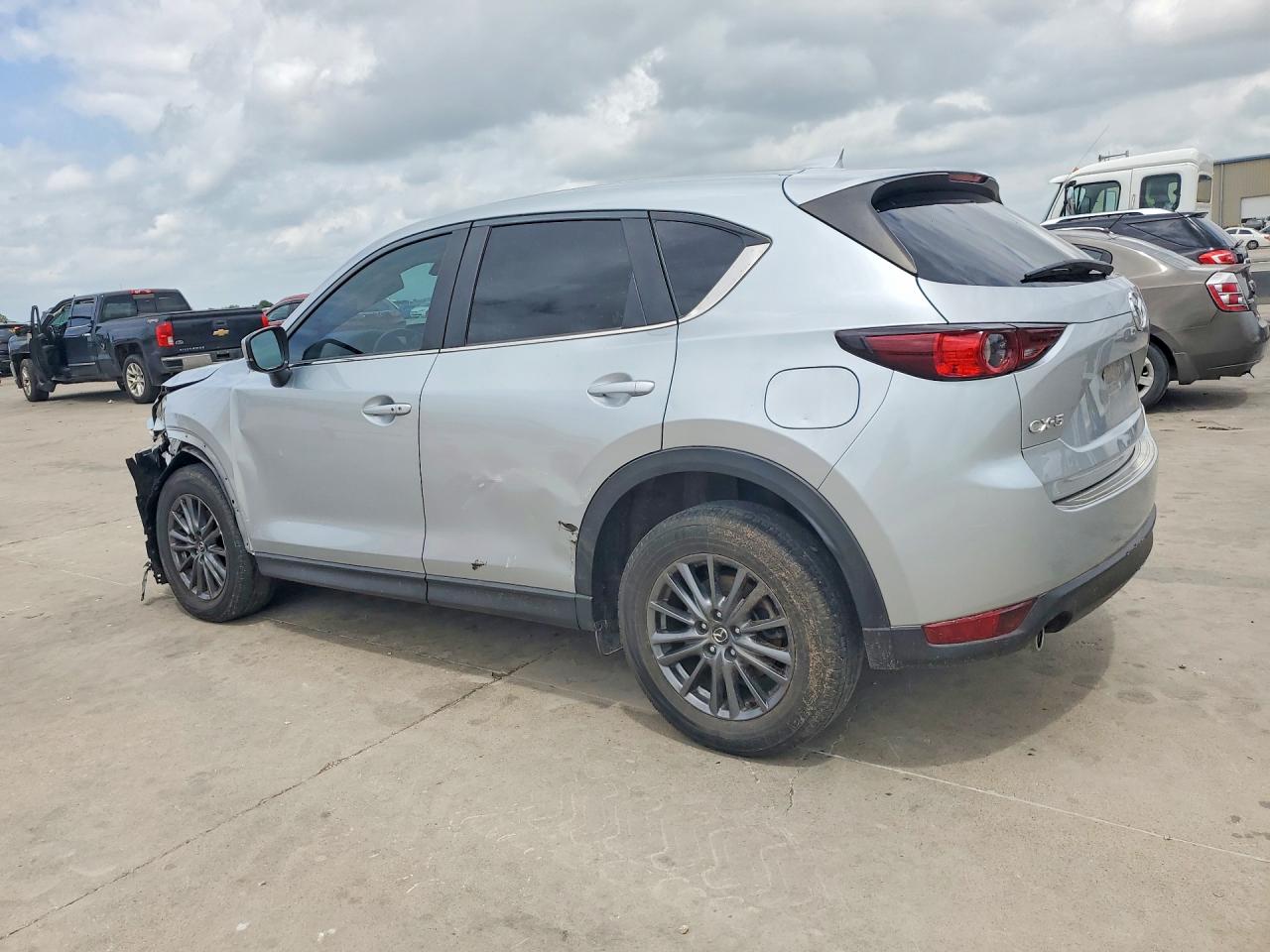 2021 MAZDA CX-5 TOURING photo 2