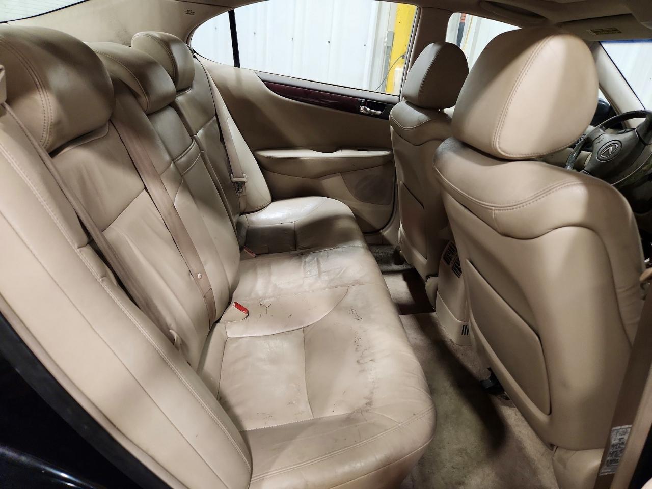 2003 LEXUS ES 300 photo 28