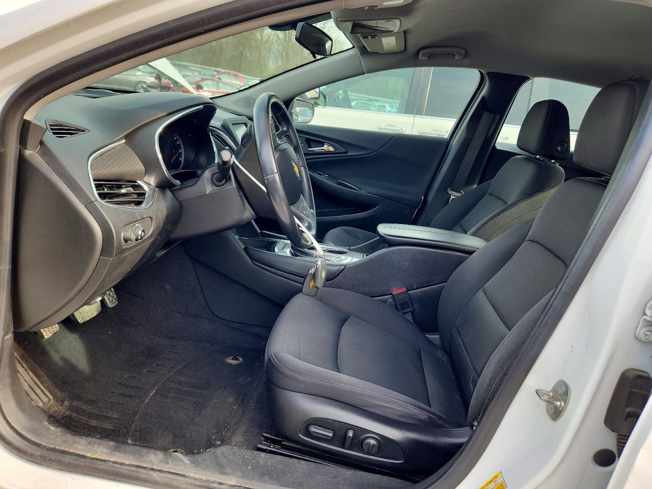 2016 CHEVROLET MALIBU LT photo 13