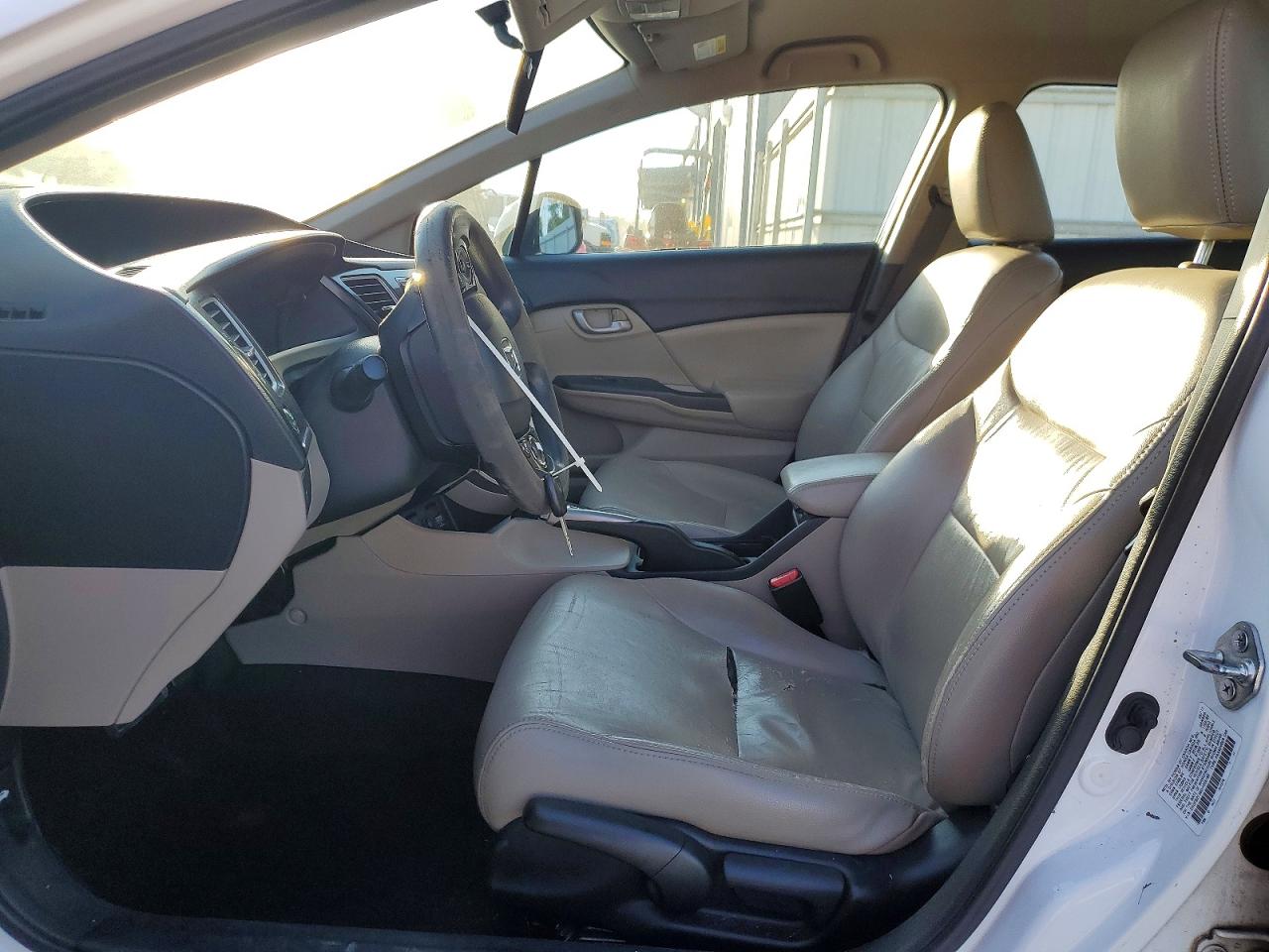 2013 HONDA CIVIC LX photo 13