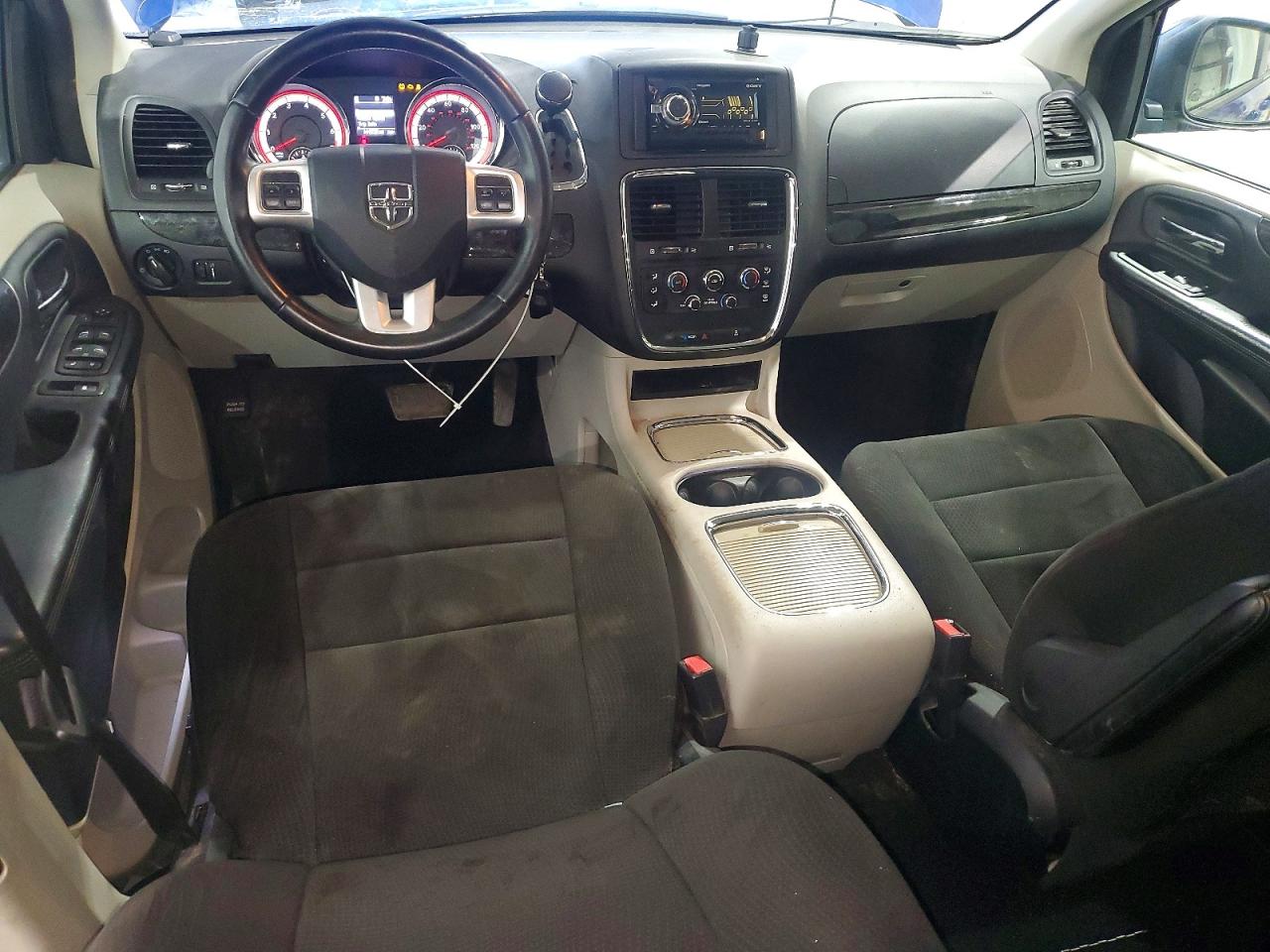 2013 DODGE GRAND CARAVAN SXT photo 15