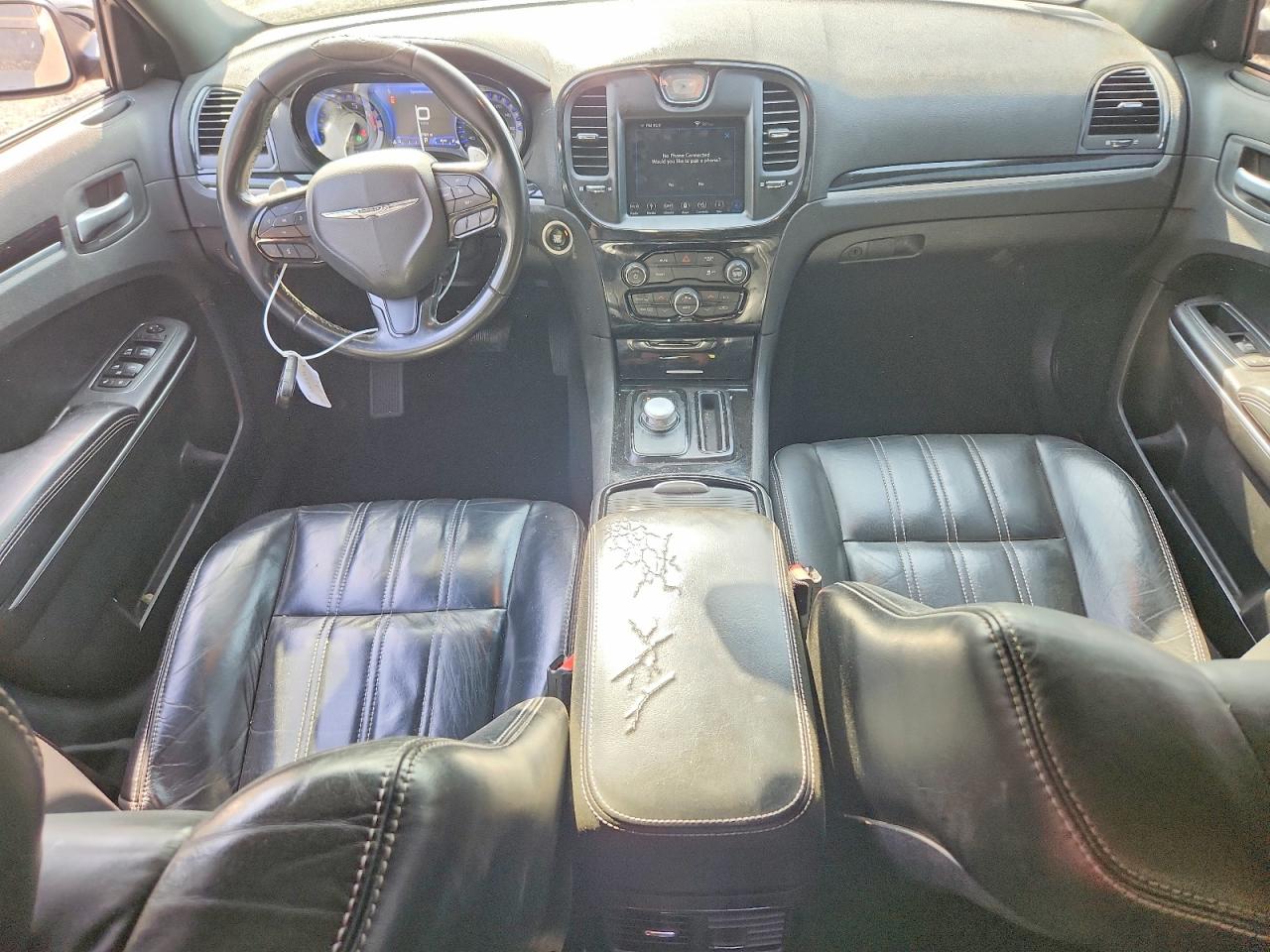 2019 CHRYSLER 300 S photo 15