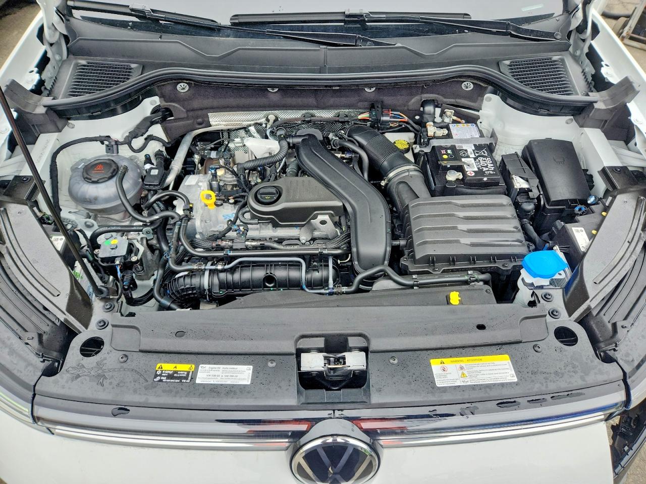 2026 VOLKSWAGEN TAOS SEL photo 34