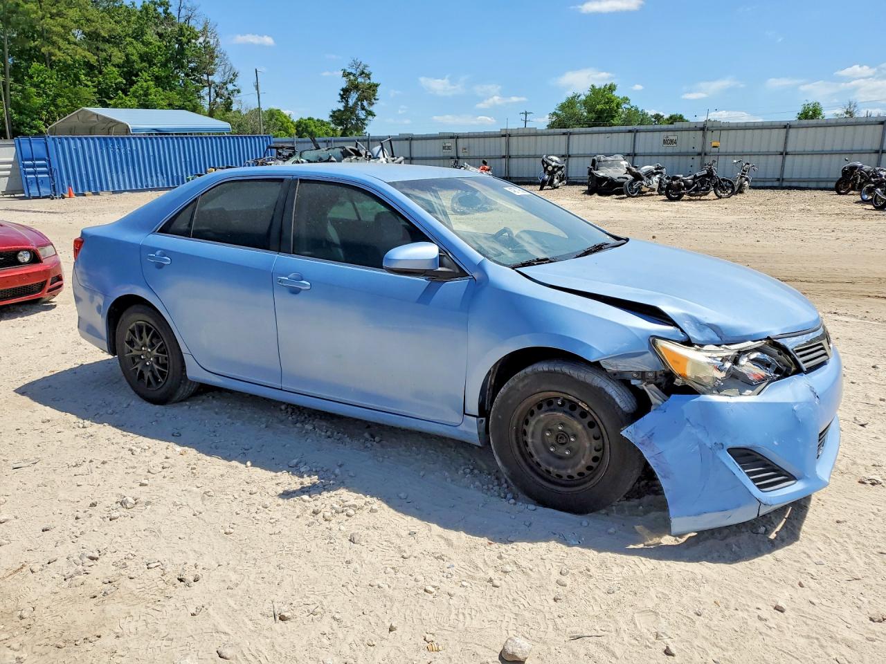 2012 TOYOTA CAMRY L photo 7