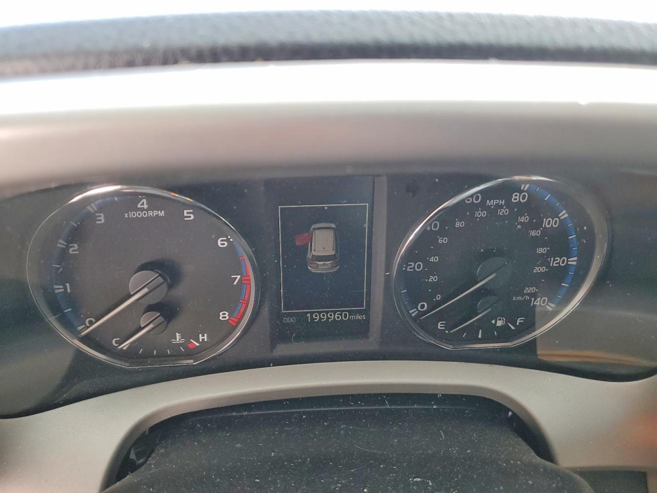 2016 TOYOTA RAV4 XLE photo 17
