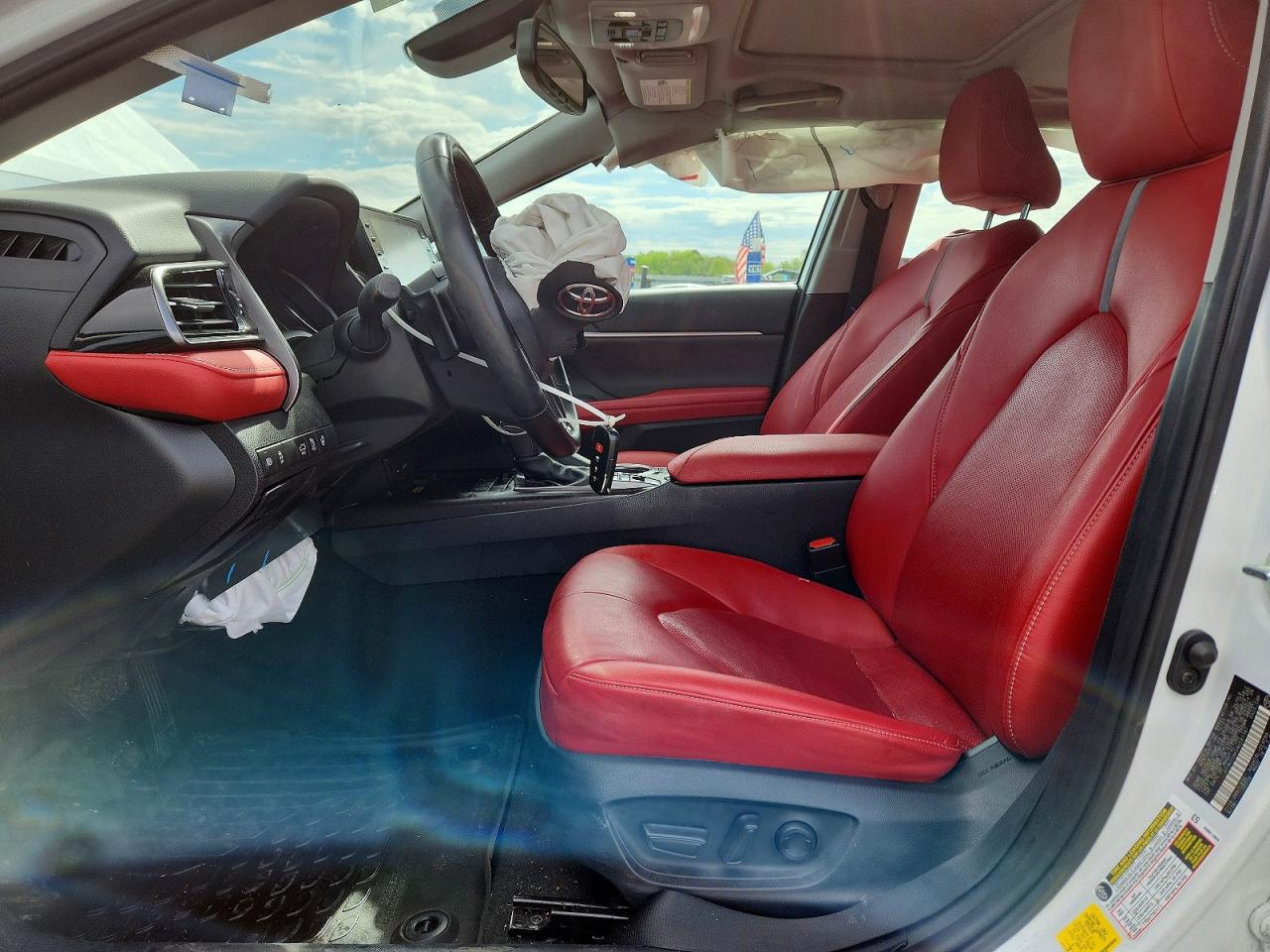 2022 TOYOTA CAMRY XSE photo 19