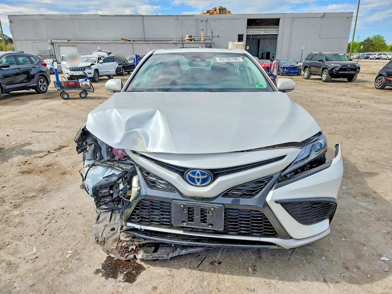 2022 TOYOTA CAMRY XSE photo 13