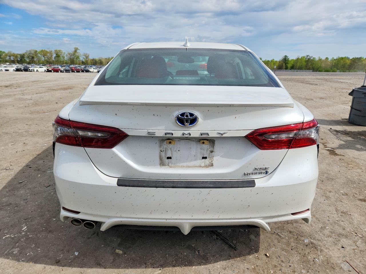 2022 TOYOTA CAMRY XSE photo 16