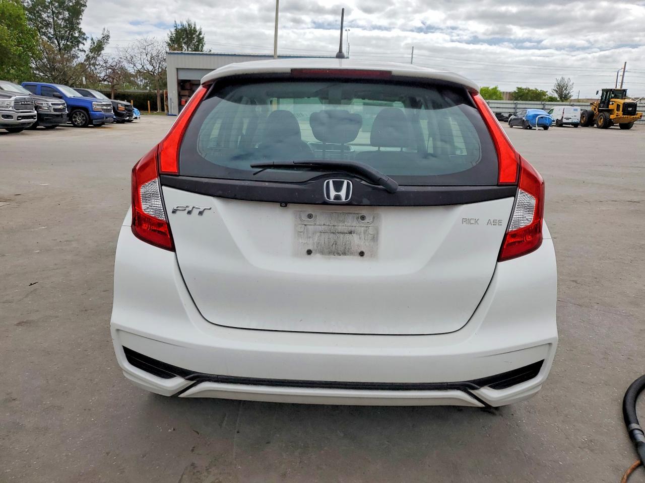 2018 HONDA FIT photo 11