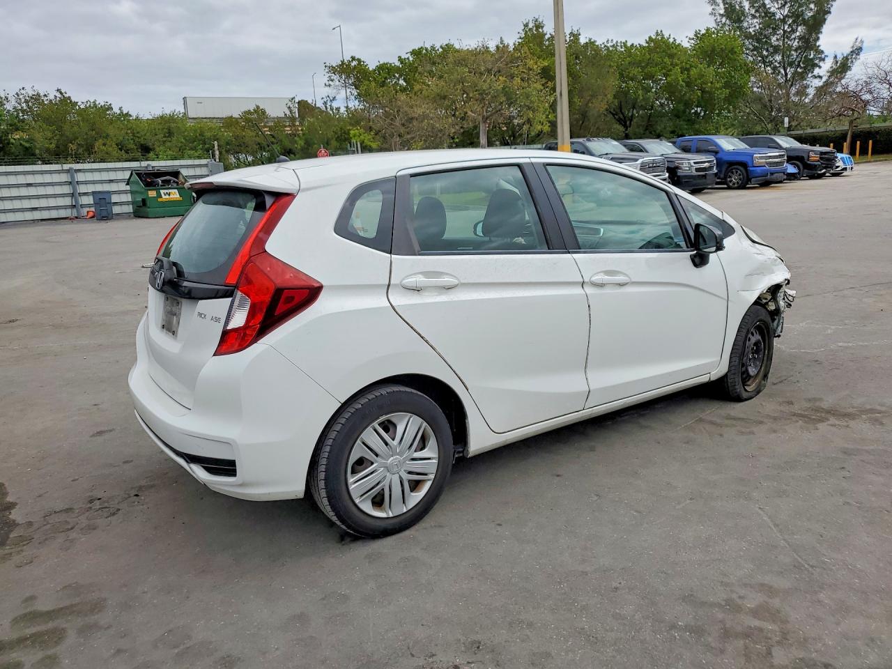 2018 HONDA FIT photo 5