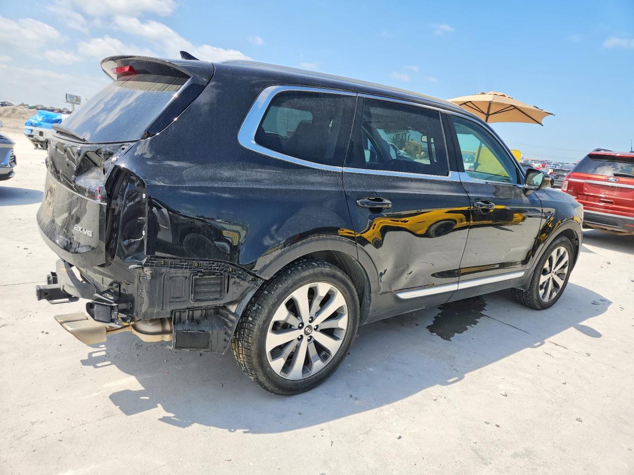 2021 KIA TELLURIDE EX photo 3