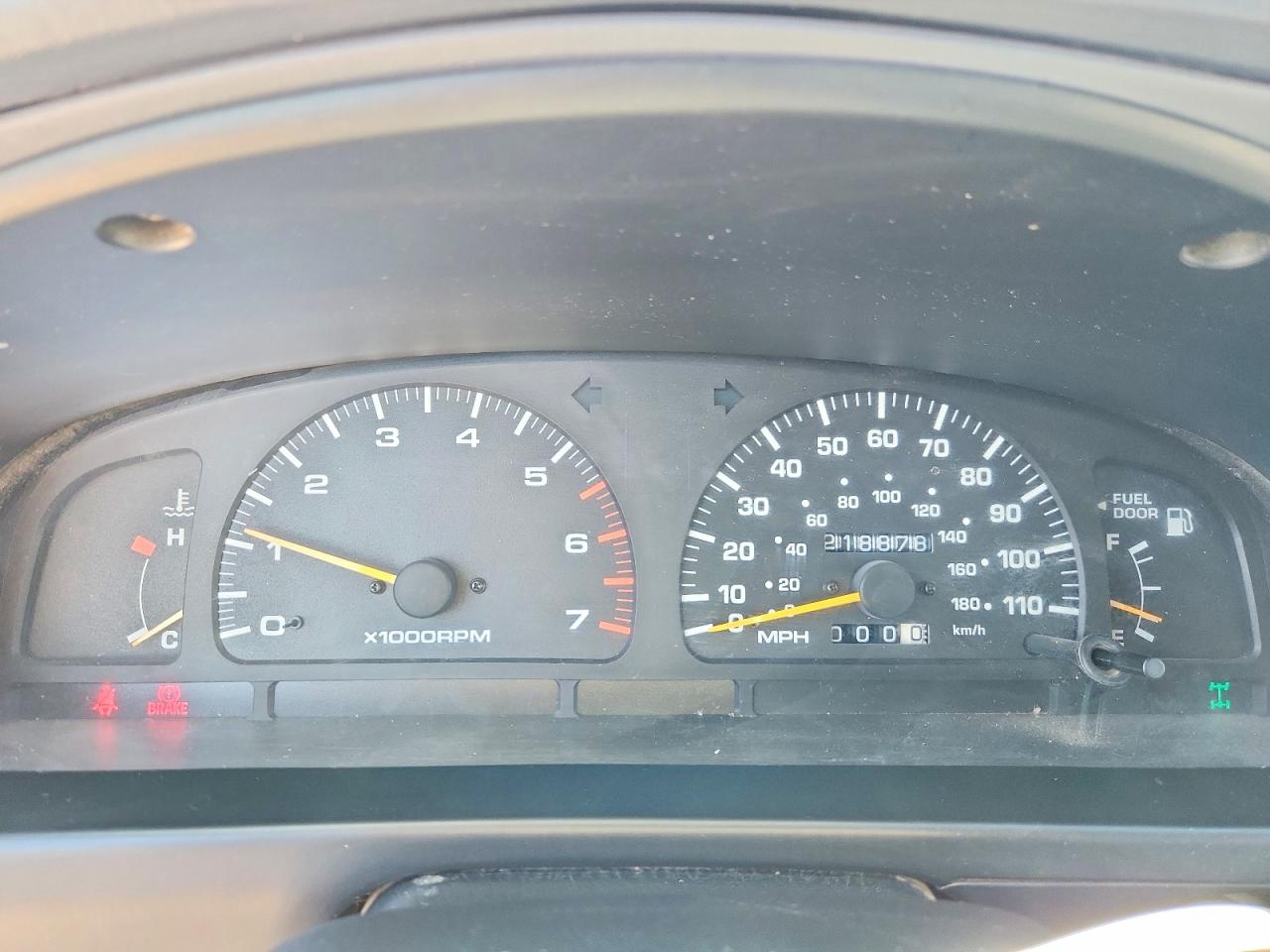 1998 TOYOTA 4RUNNER SR5 photo 25