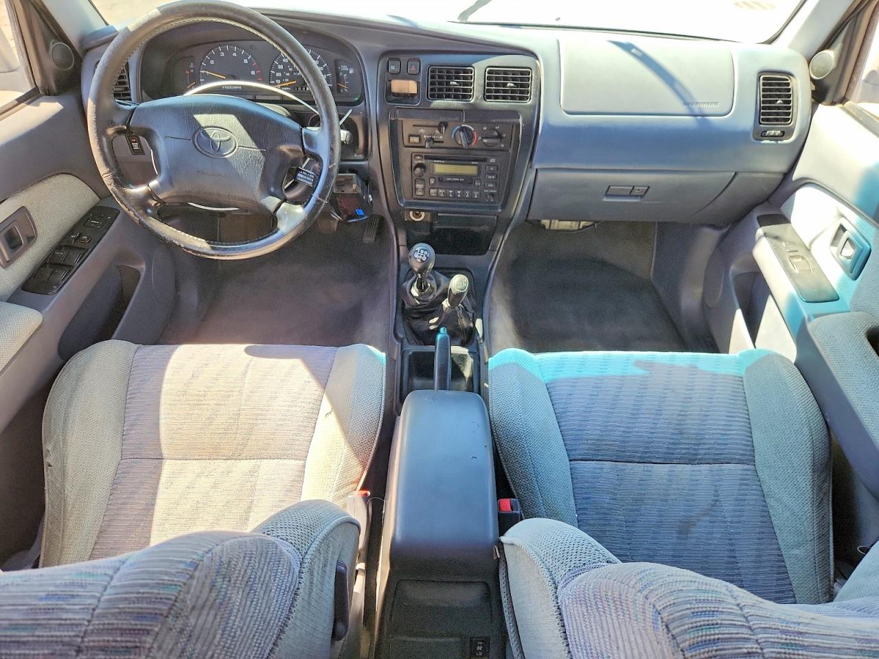 1998 TOYOTA 4RUNNER SR5 photo 22