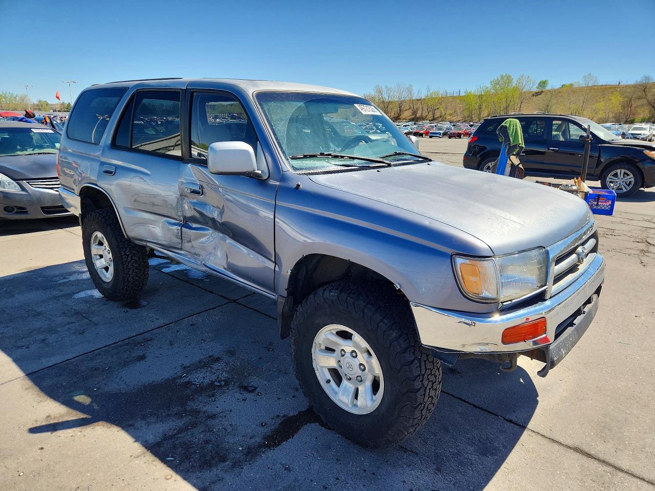 1998 TOYOTA 4RUNNER SR5 photo 10
