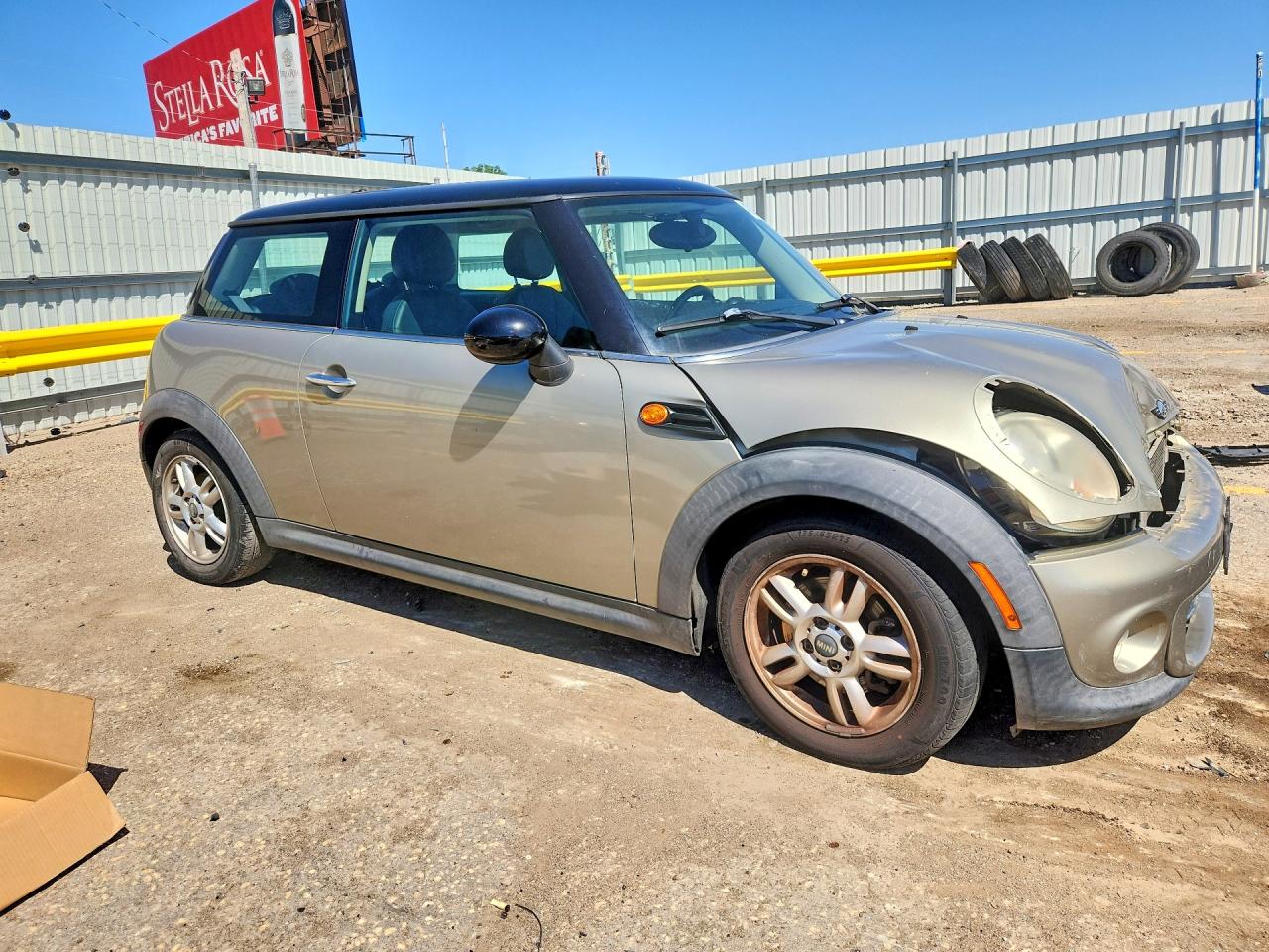 2011 MINI COOPER photo 10