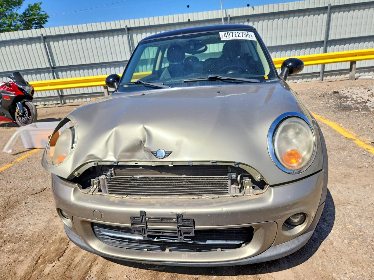 2011 MINI COOPER photo 13