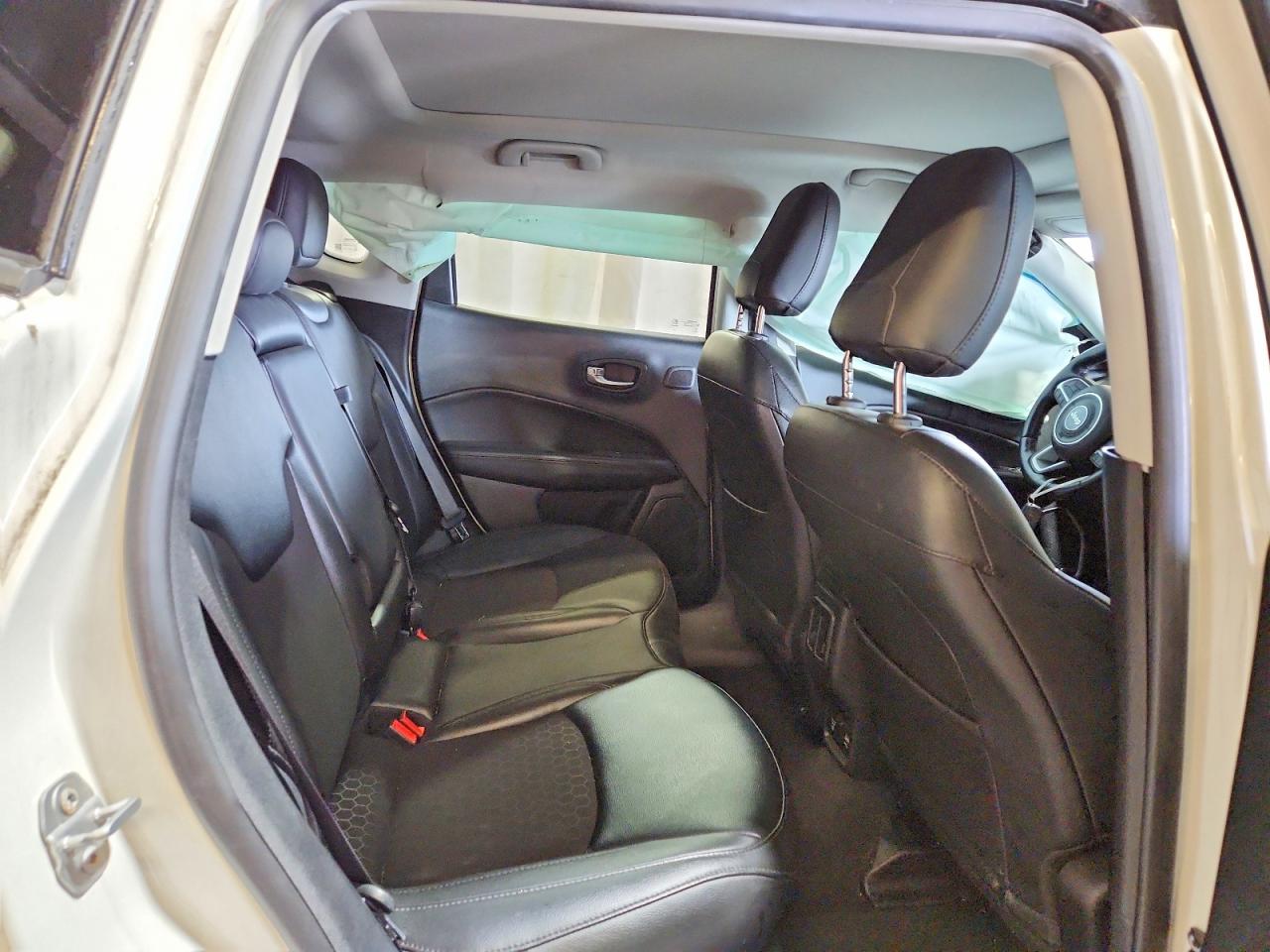 2021 JEEP COMPASS LATITUDE photo 31