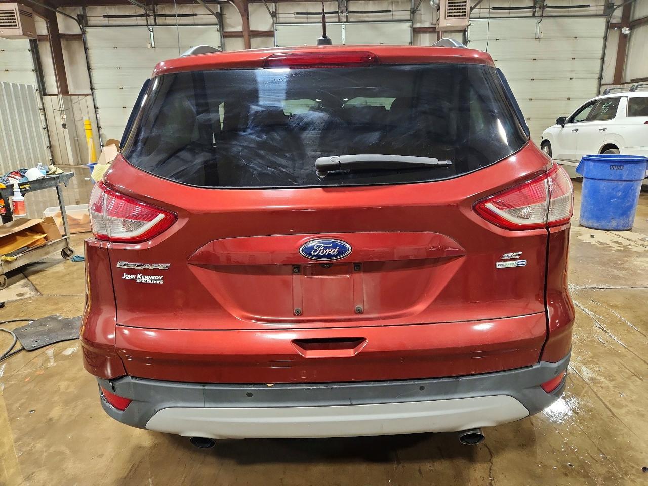 2015 FORD ESCAPE SE photo 11