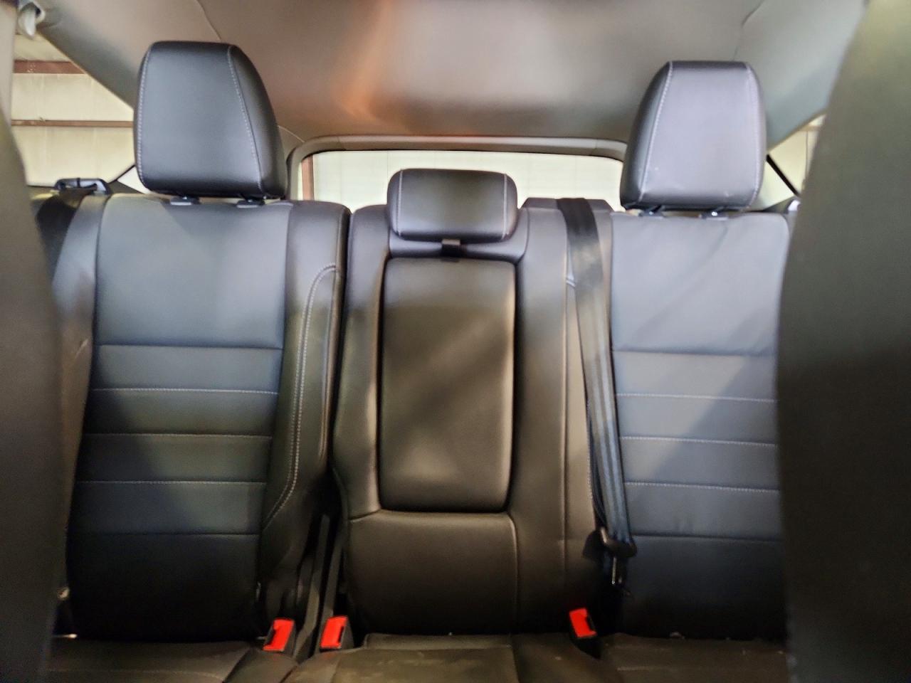 2015 FORD ESCAPE SE photo 19