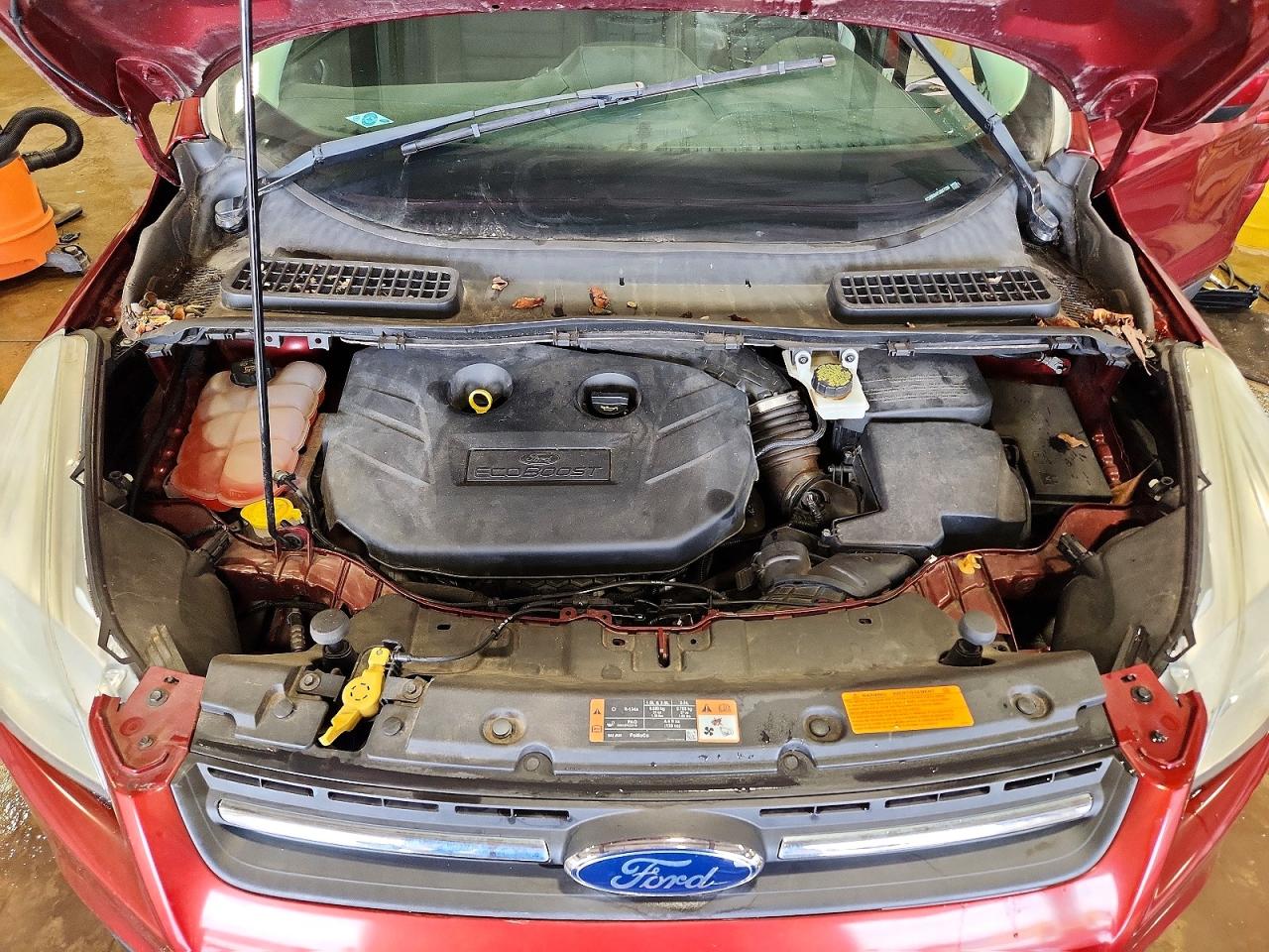 2015 FORD ESCAPE SE photo 23