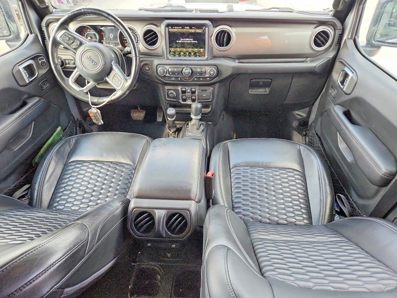 2018 JEEP WRANGLER UNLIMITED SAHARA photo 15