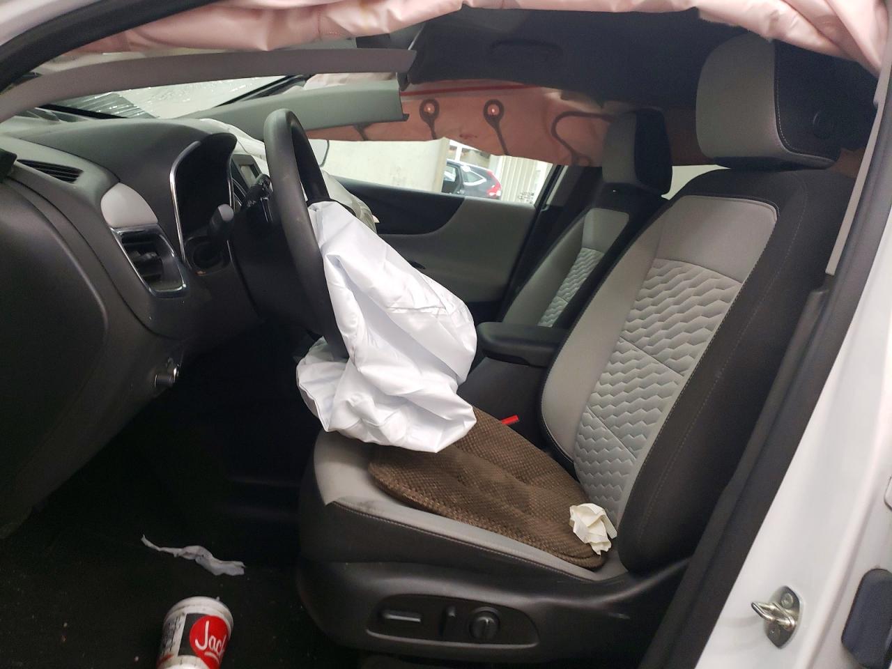 2021 CHEVROLET EQUINOX LS photo 13