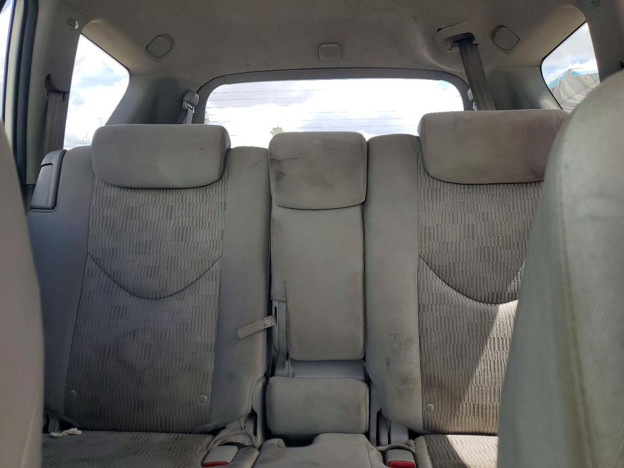 2010 TOYOTA RAV4 BASE photo 19