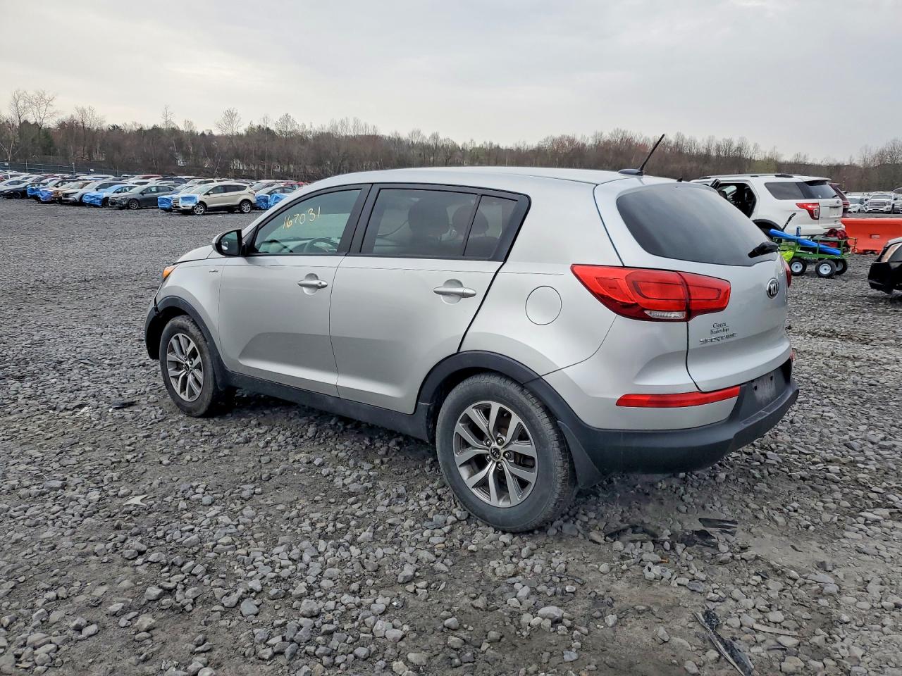 2016 KIA SPORTAGE LX photo 3