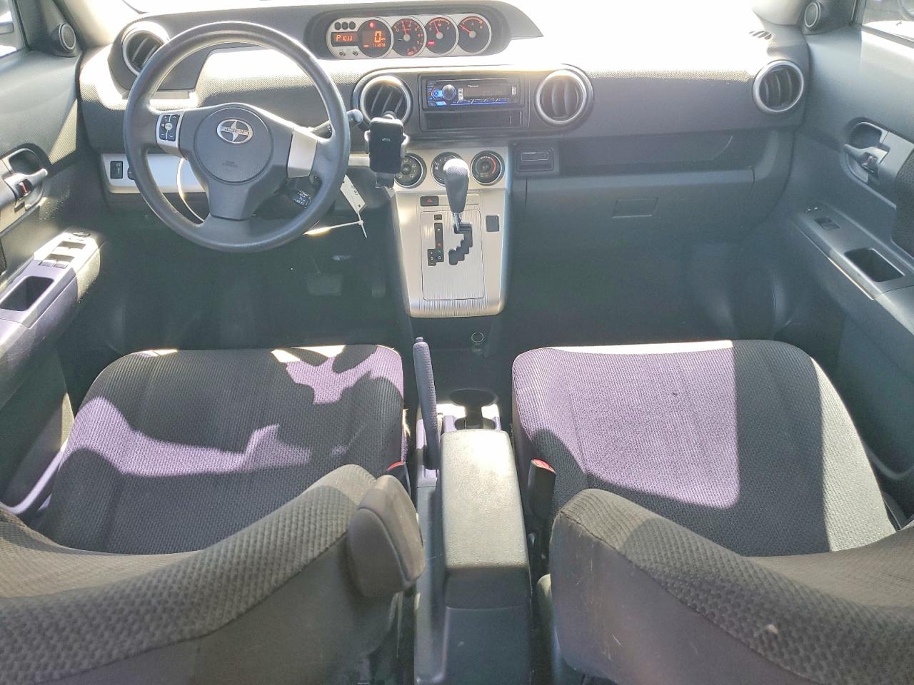 2010 TOYOTA SCION XB photo 15