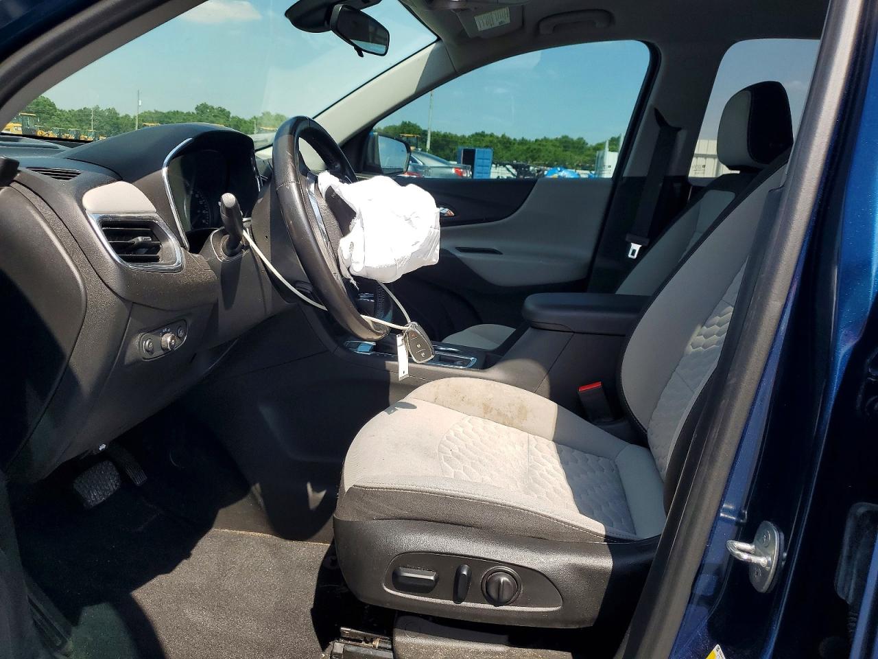 2020 CHEVROLET EQUINOX LT photo 13